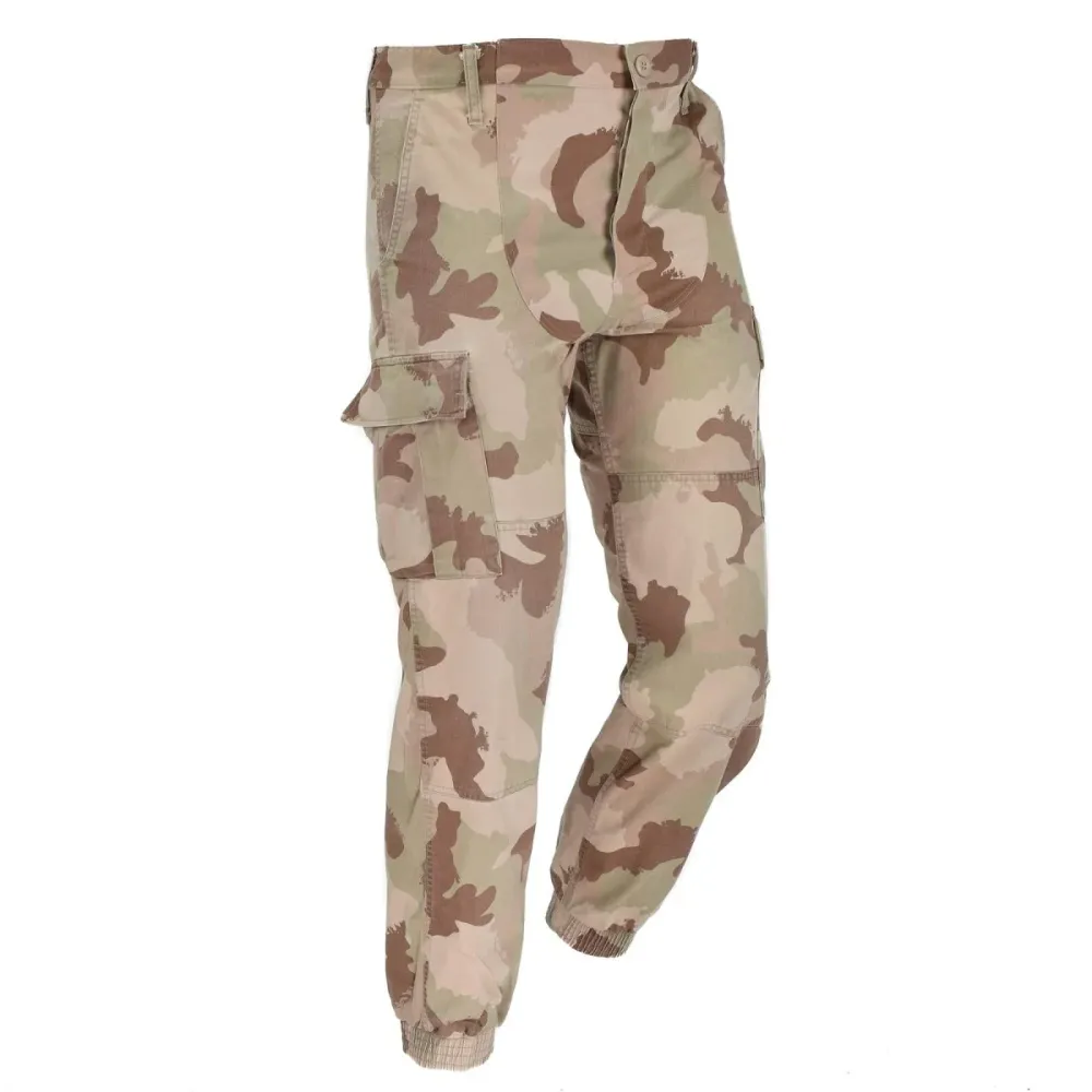 Pantalon de camouflage exclusif de l'armée hongroise pour les troupes de combat dans le désert