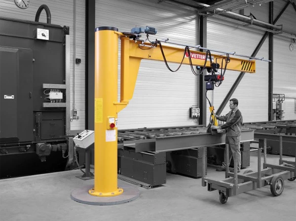 Vetter 250 kg grue pivotante sur pilier 40 m ASSISTENT + réseau d'ancrage composé + palan électrique à chaîne AS2...
