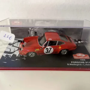 Porsche 911S rouge numéro 37 - rallye de Monté-Carlo 1969
