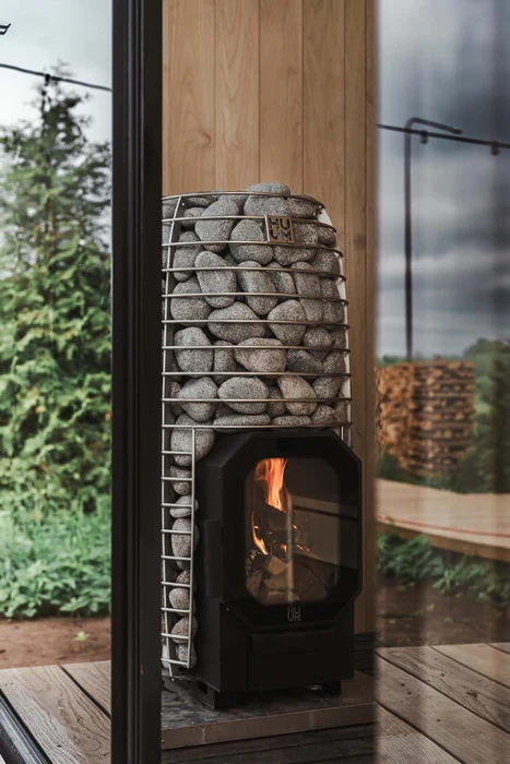 HUUM HIVE Flow Portatif wood-burning stove 8.5 kW