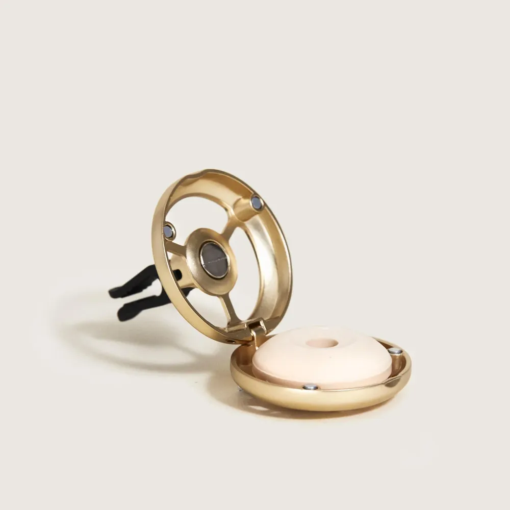 Maison Berger Autoparfum / Autodiffuser - Lolita lempicka Sweet - Met navulling avec fixation universelle