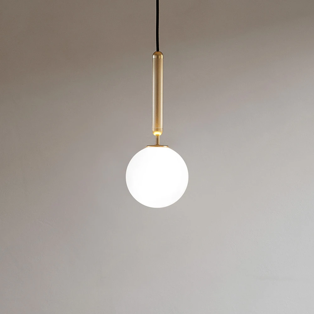 Nuura Miira 1 Grand suspension laiton/blanc
