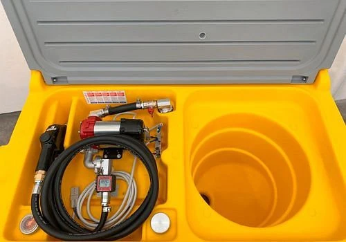 Système de réservoir mobile Emiliana Serbator pour diesel/AdBlue 900+100 litres avec pompe à haut débit 24 V 306129 prendr...