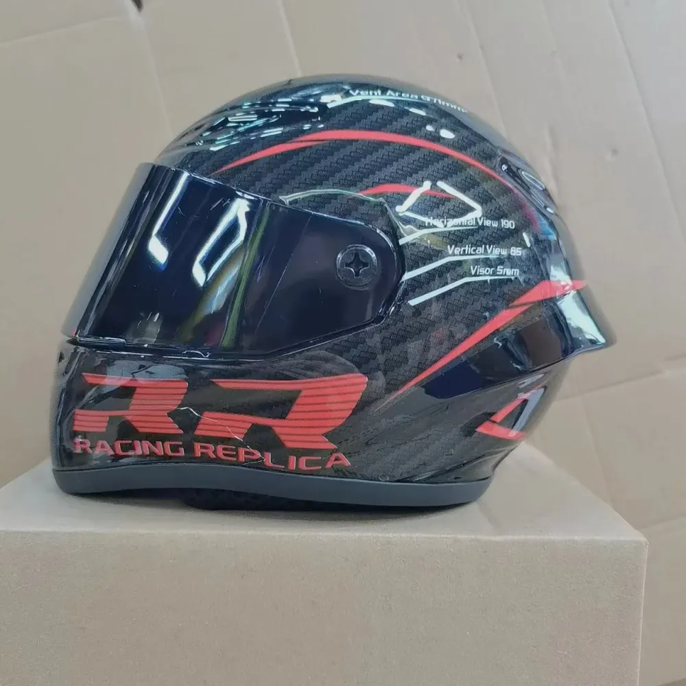 Casque Moto Chat & Petit Chien Modèle Carbon Racing Antre du Motard