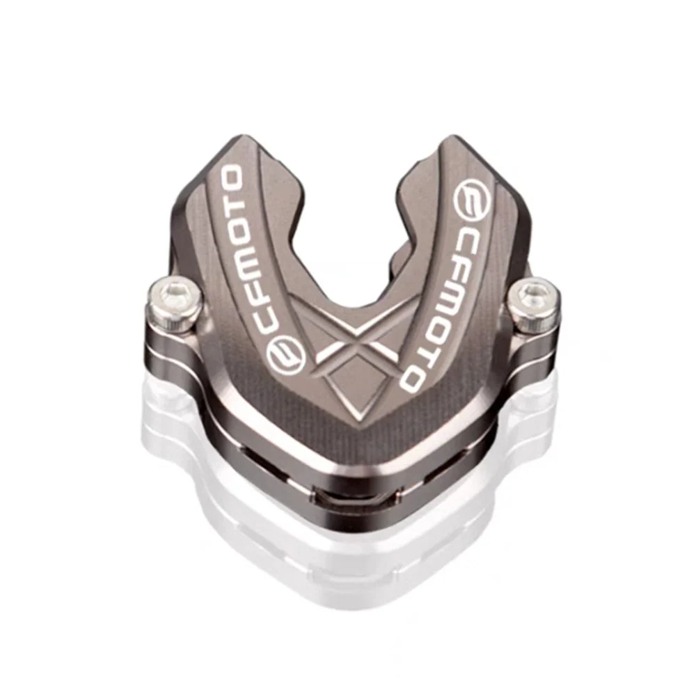 Coque Clé Grise Moto Inscription CFMOTO Blanche Antre du Motard