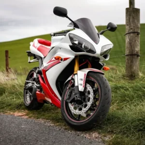 Poster Moto<br> Yamaha R1 en Campagne Antre du Motard