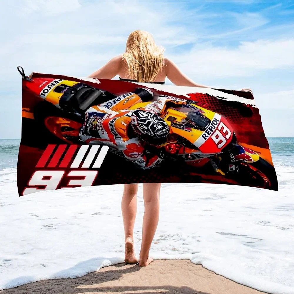 Serviette de Plage Moto GP Marquez Penche sa Moto Antre du Motard