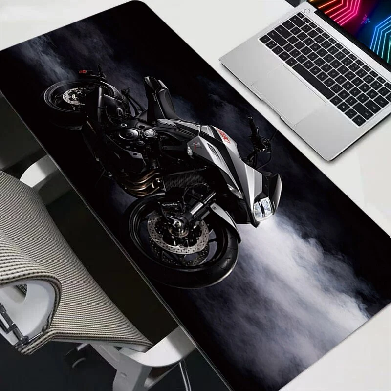 Tapis de Souris Moto Avant-Gardiste Antre du Motard