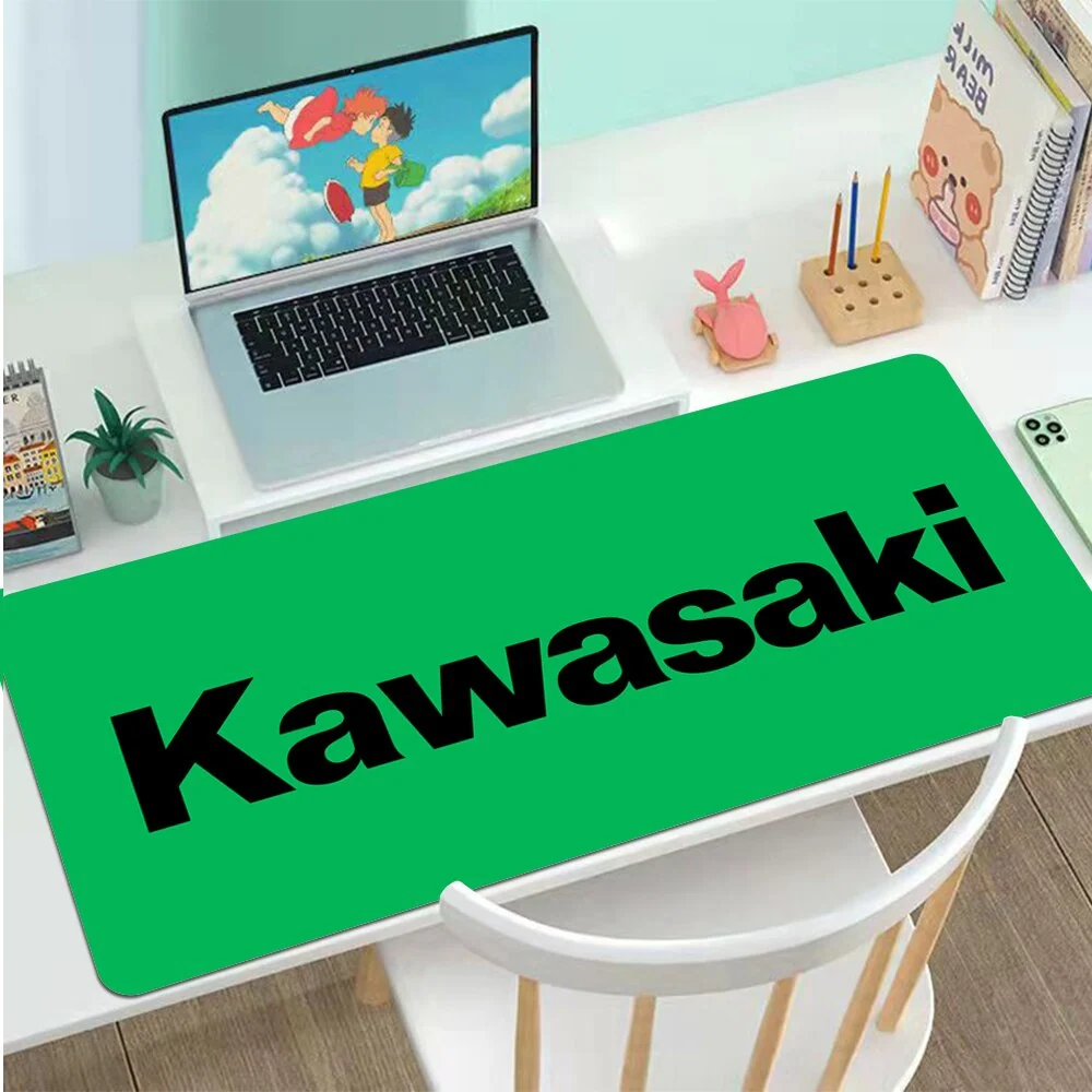 Tapis de Souris Moto Kawasaki Noir sur Vert Antre du Motard