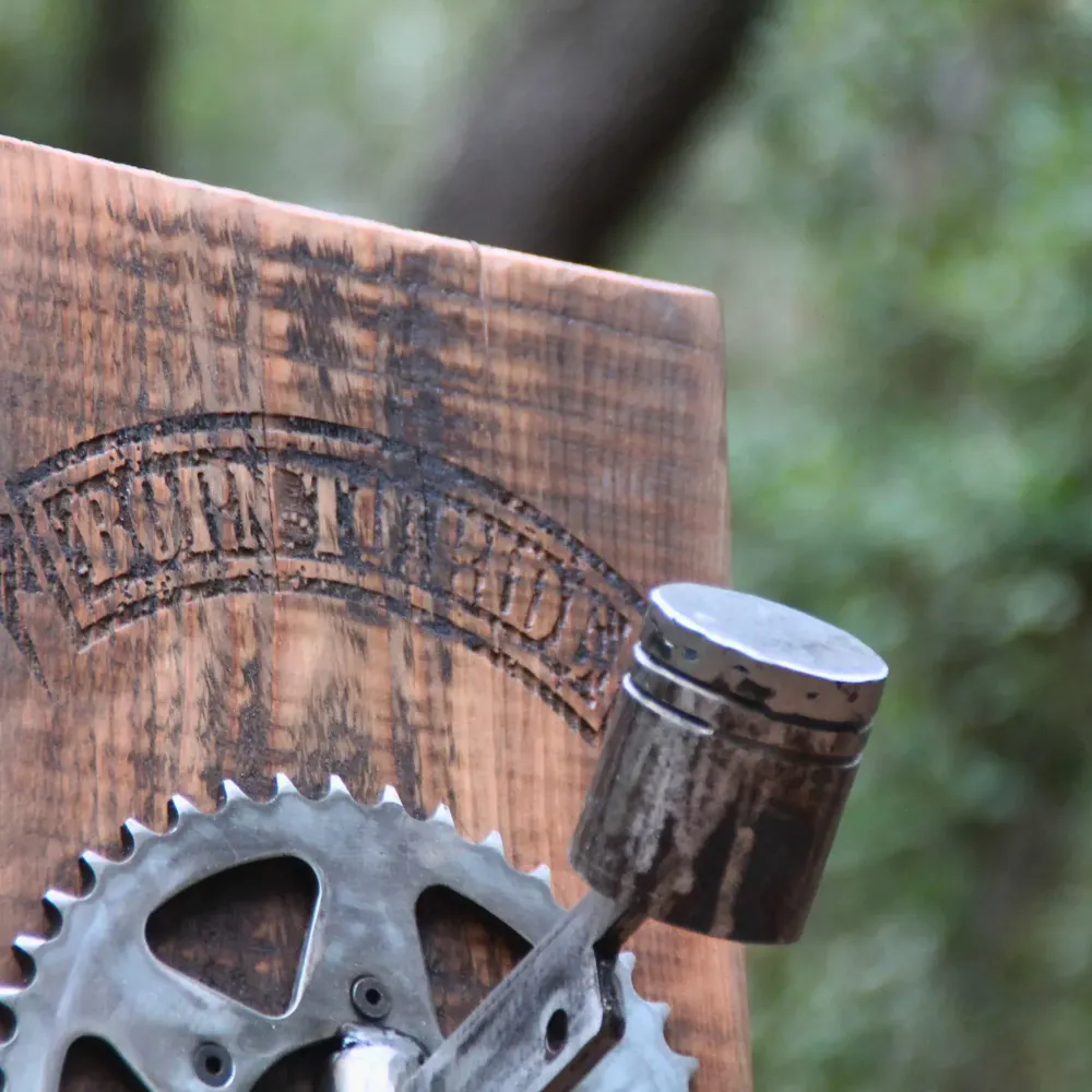 Porte casque moto duo pistons Born to Ride Atelierecup06