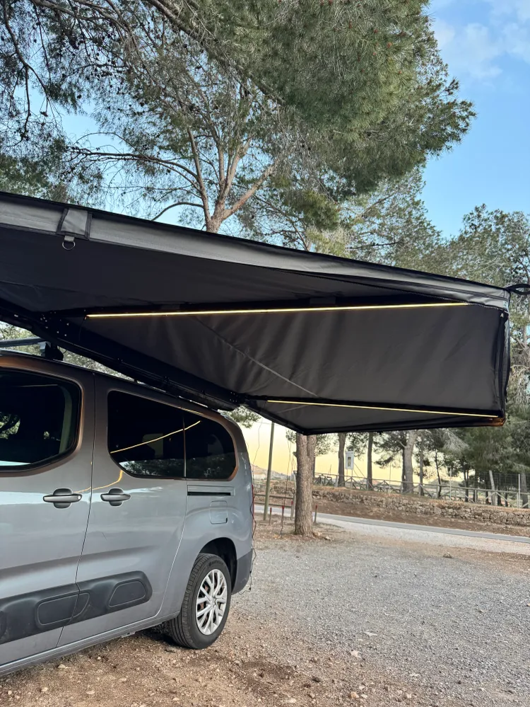 Auvent 180 pour voiture Jovive