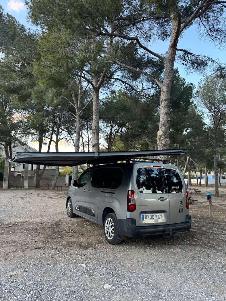 Auvent 180 pour voiture Jovive