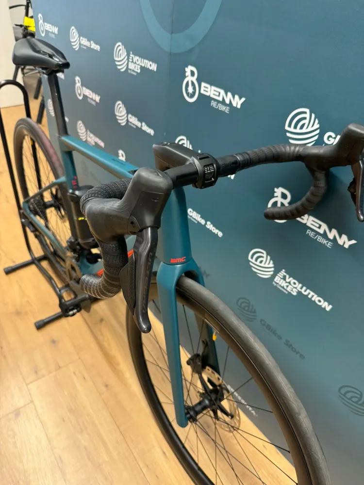 BMC Roadmachine 01 AMP ONIGLE 54 - Utilisé