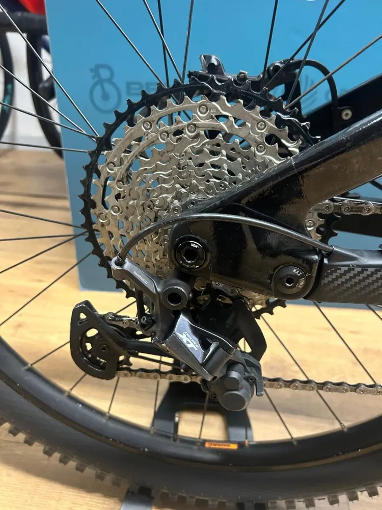 Brinke XXR Carbone Taille L - Utilisé