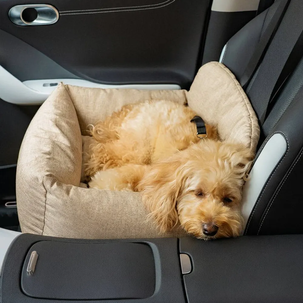 SEATPUP – Grand lit de voiture pour chien lavable avec sangles de sécurité et support antidérapant Cozey Maison