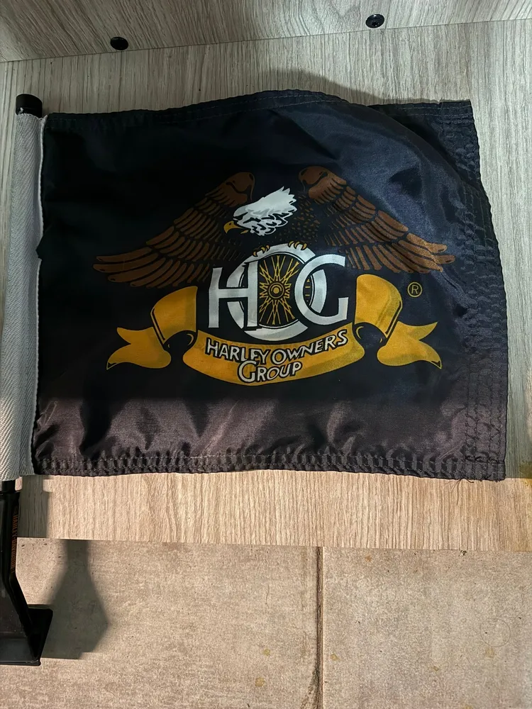 Drapeau de Moto Harley-Davidson H.O.G. (Harley Owners Group) - Support Inclus