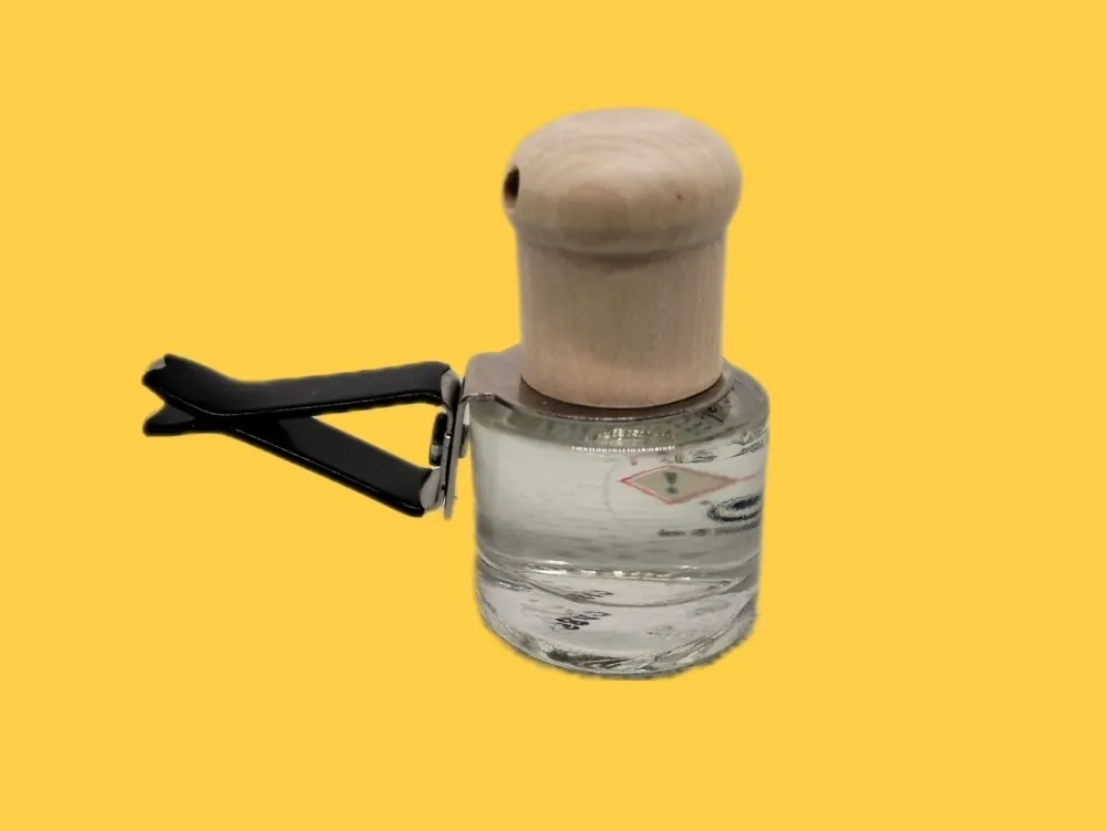 Désodorisant pour voiture aux fruits tropicaux. 6ml