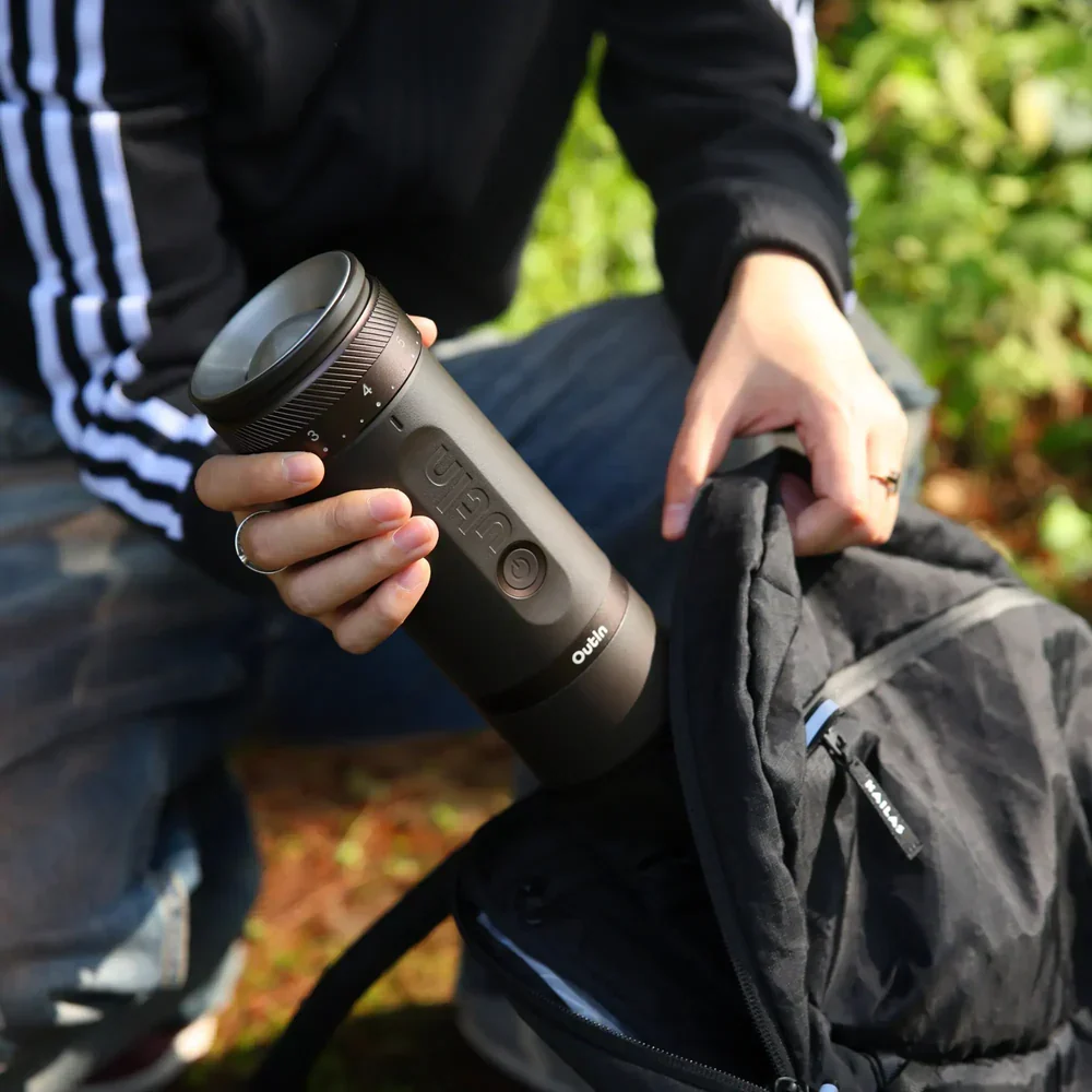 Pack Road Trip – EcoFlow River 3 Station Electrique portable + Moulin à café Outin + Câble de charge voiture EcoFlow Ecofl...