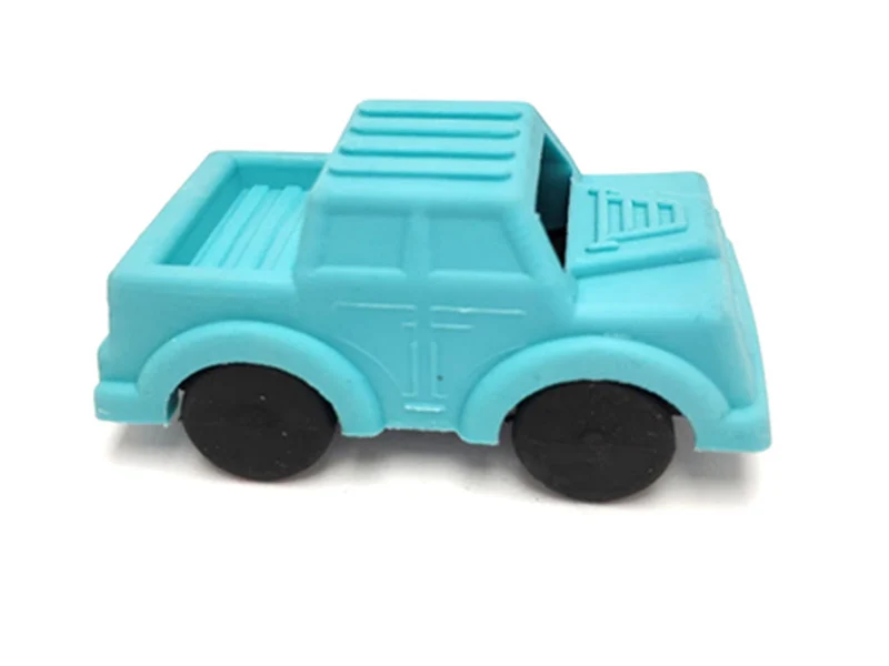 Gomme voiture - coloris aléatoire
