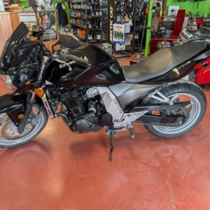 Moto d'occasion Kawasaki ZR750 2007