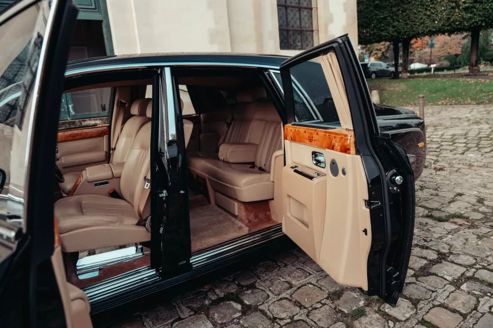 Location Rolls Royce phantom full black ciel étoilé