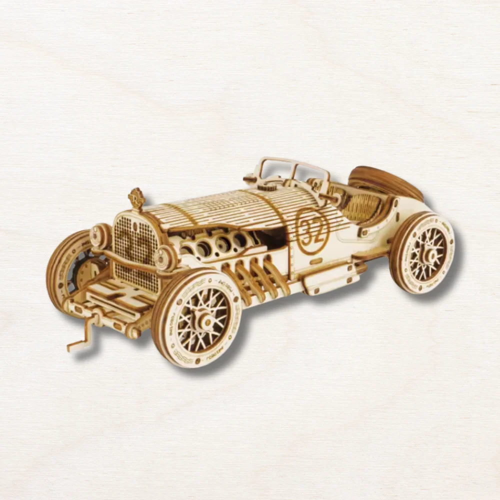 Maquette voiture en bois : voiture de collection