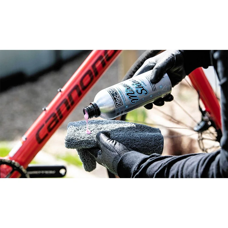 Polish (cire de carnauba) MUC-OFF Miracle Shine Polish Moto Bouteille 500 ml