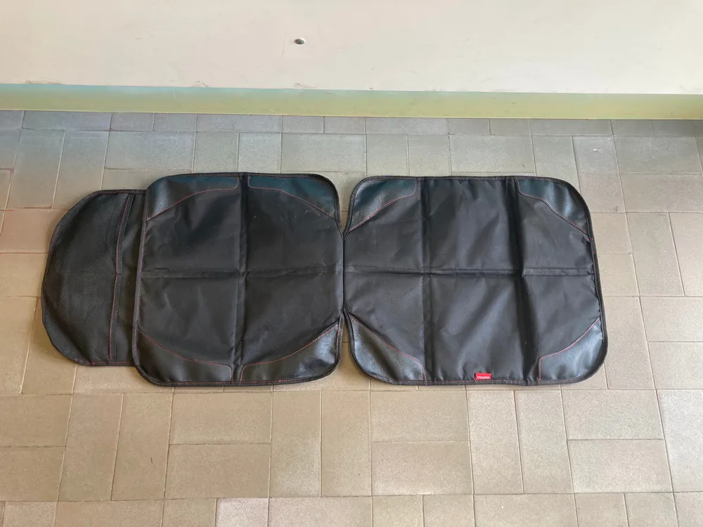 Prot.ection pour sièges de voiture, Morrols