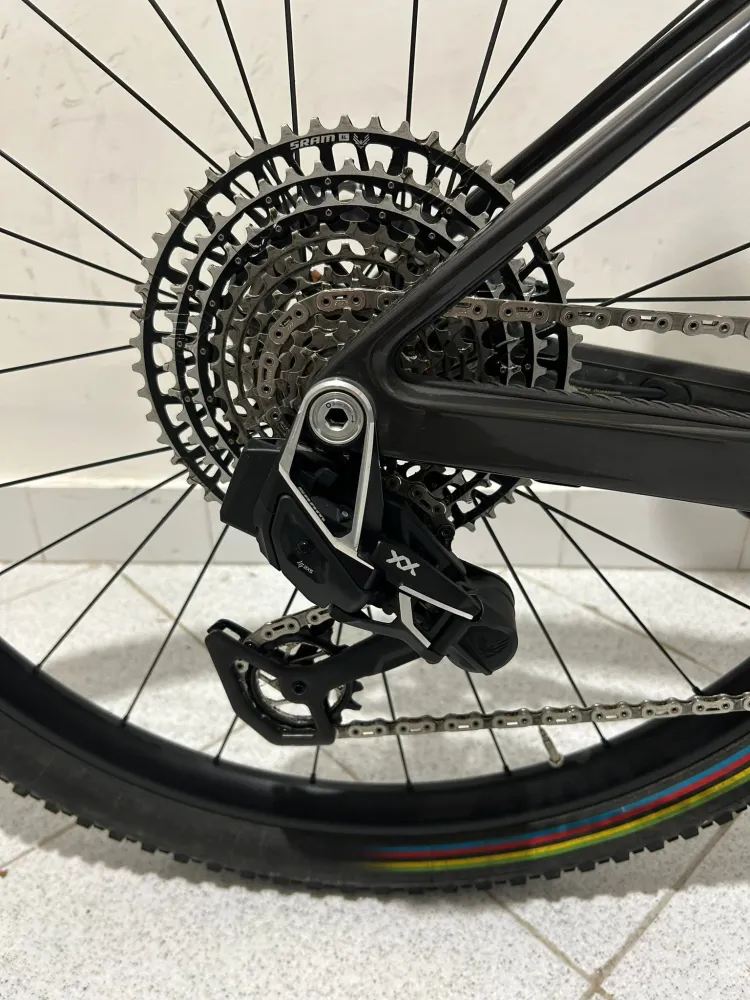 Scott Échelles RC World Cup Evo Taille L - Test de démonstration