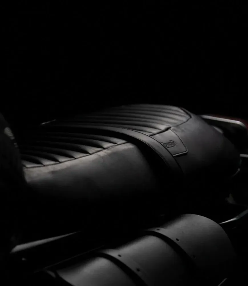 Selle de Moto pour Interceptor / GT 650 en cuir noir