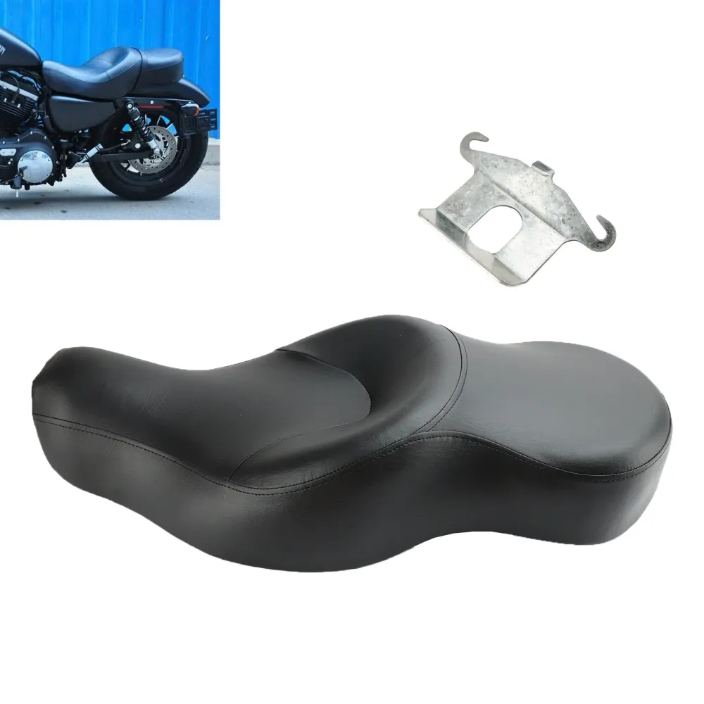 Siège conducteur noir pour moto Davidson XL 1200C Custom 2 places (2004-2006)&Pacheteur pour cuir