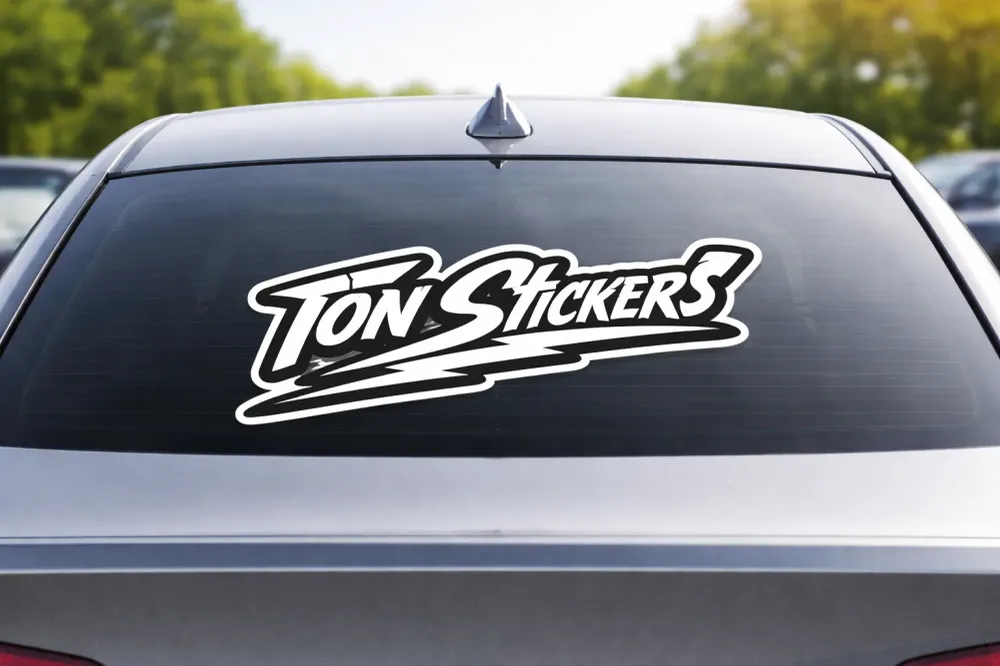 Sticker personnalisé voiture – Lettrage ou impression sans fond