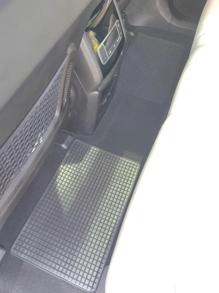 Tapis de voiture 2 pcs 43 x 29 cm pvc arriere