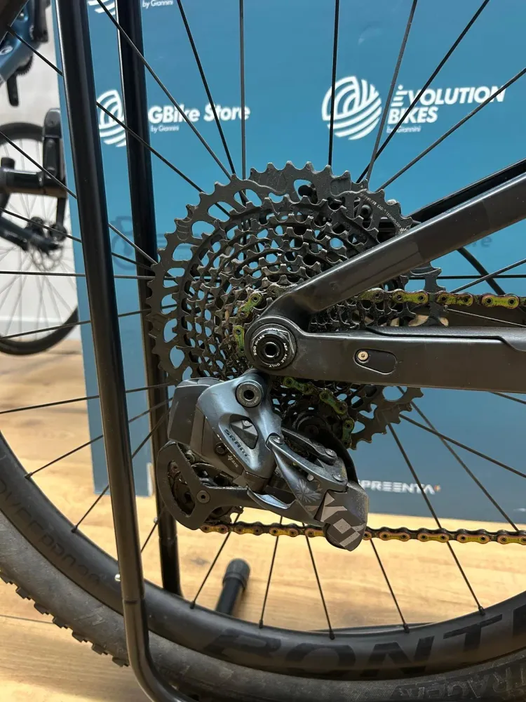 Trek Taille des haches de carburant supérieures M - Utilisé