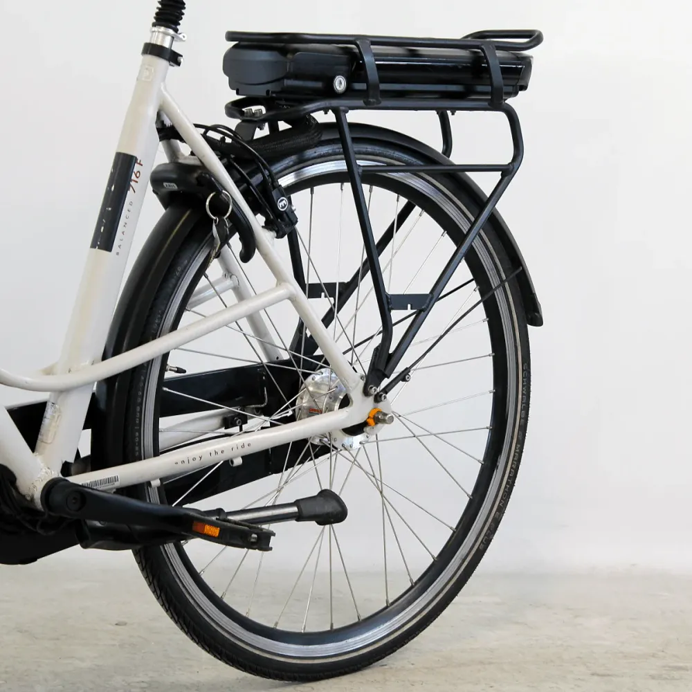 Vélo électrique Keola 716F Balanced gris clair