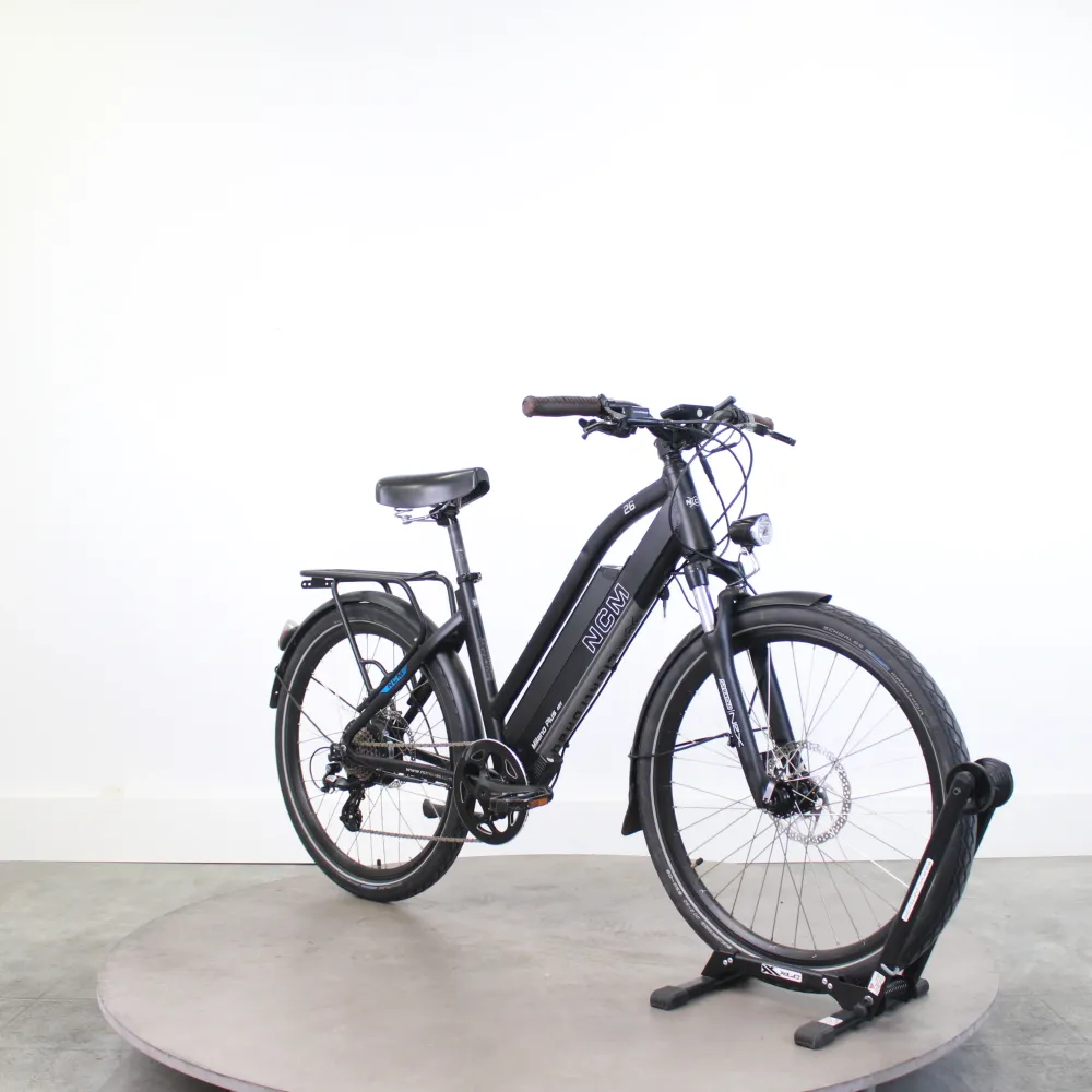 Vélo électrique NCM Milano Black Plus