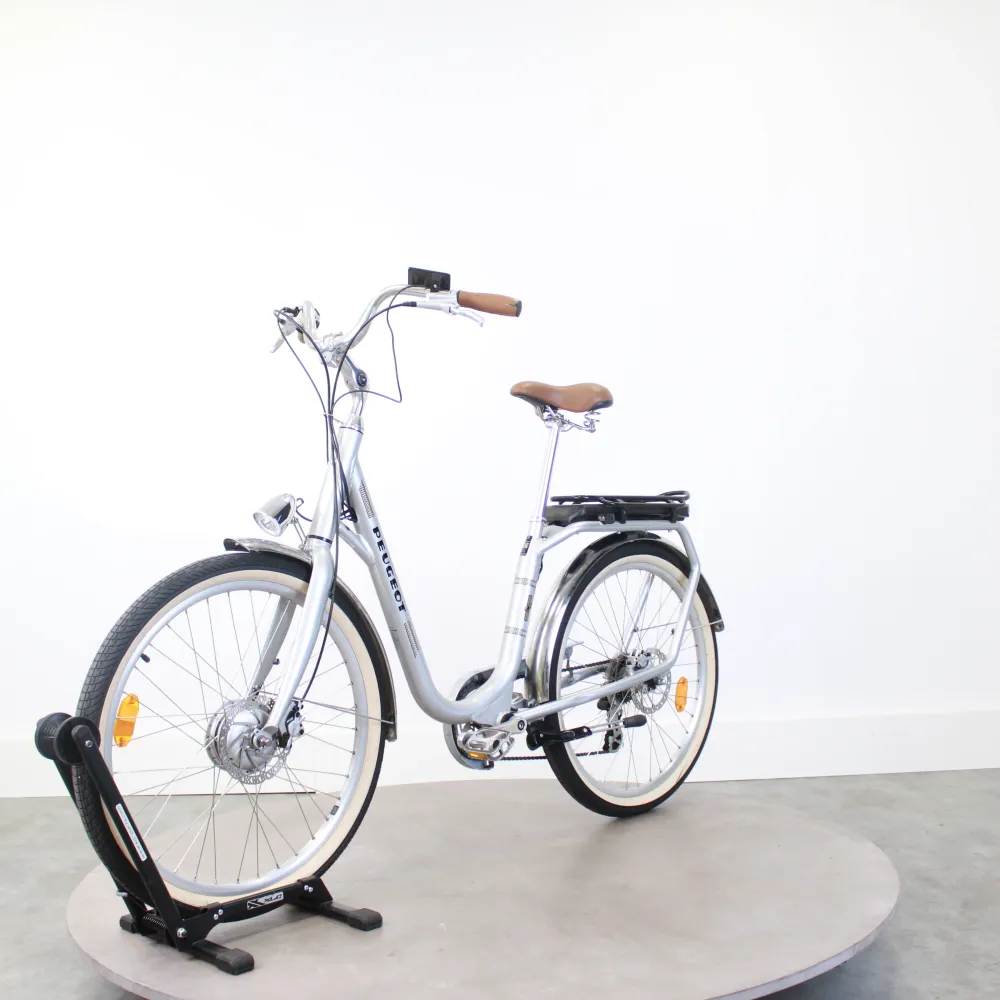 Vélo électrique Peugeot ELC01 E legend
