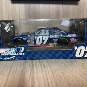 🏁 Voiture Miniature NASCAR #07 - “Be Car Care Aware” (édition Performance) 2007
