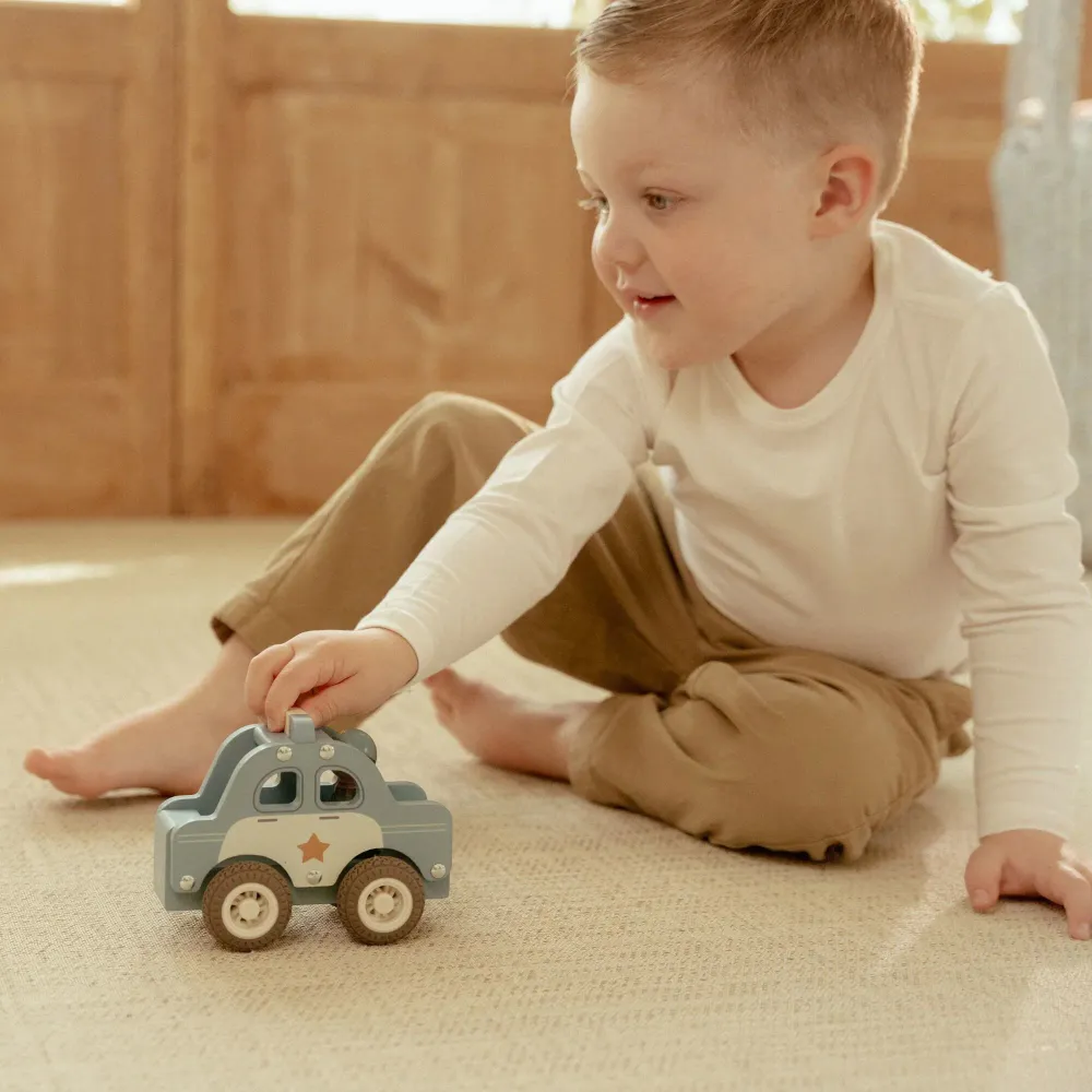 Voiture de police en bois – Bleu – Essentials