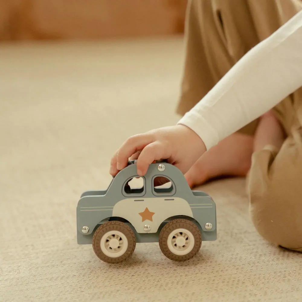 Voiture de police en bois – Bleu – Essentials