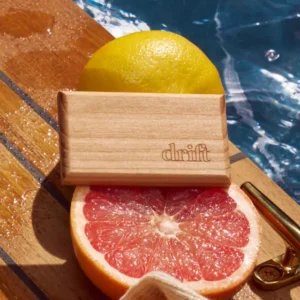 Yacht Club <tc>Désodorisant en bois pour la voiture</tc> Recharge